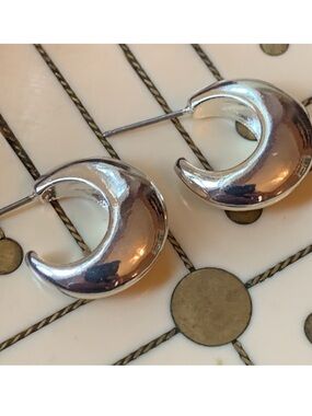Mini Chunky Hoop Earrings